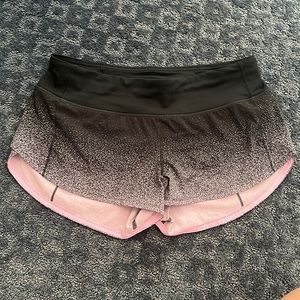 Lululemon Vintage Speed-Up low rise lined short 2.5